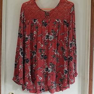 Passport lace blouse